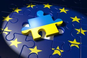 Political EU Membership as a Bridge Out of the Geostrategic Grey Zone